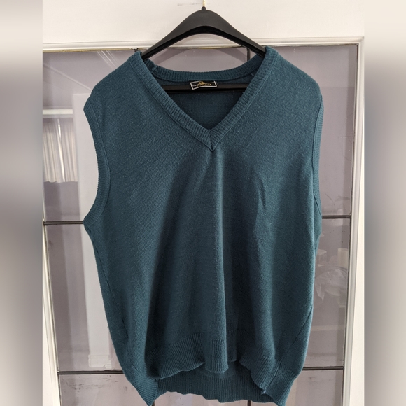 Pierre Balmain Knit Vest - Picture 1 of 2